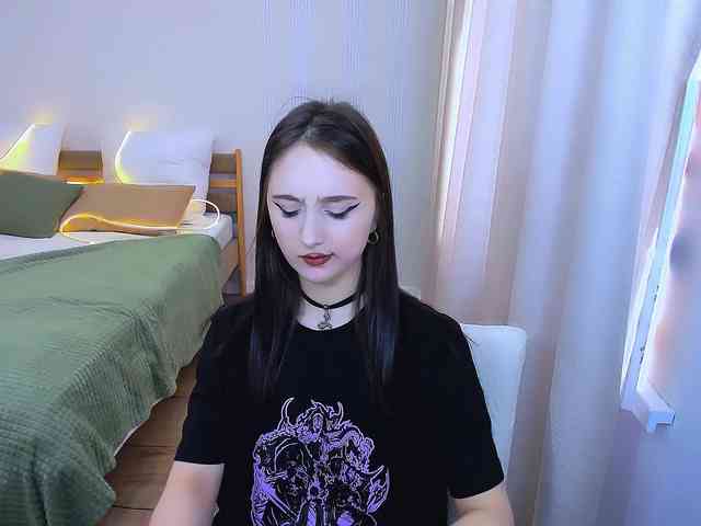 JulietteMonli webcam