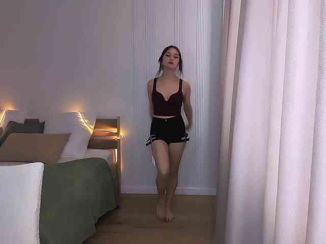 JulietteMonli webcam