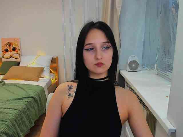 JulietteMonli webcam
