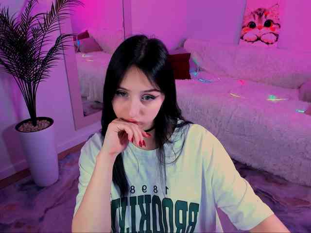 JulietteMonli webcam