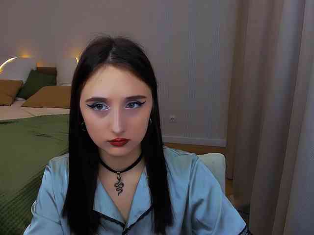 JulietteMonli webcam