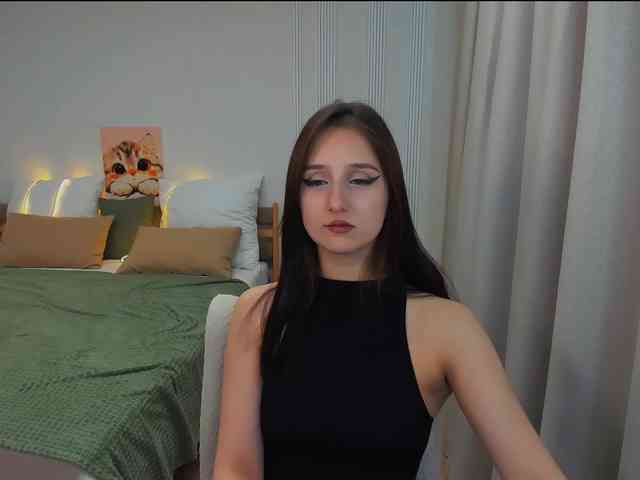 JulietteMonli webcam