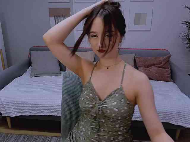 JulietteMonli webcam