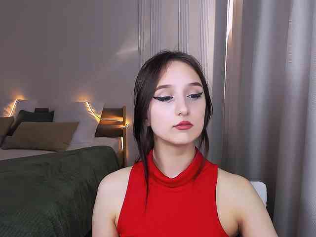 JulietteMonli webcam