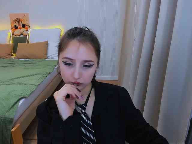 JulietteMonli webcam