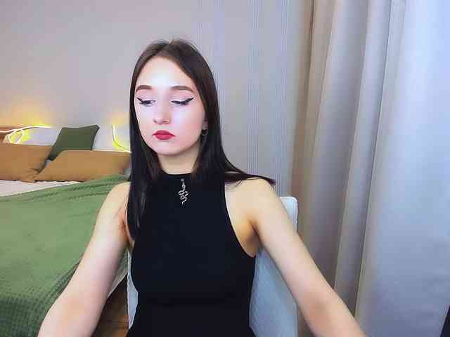 JulietteMonli webcam