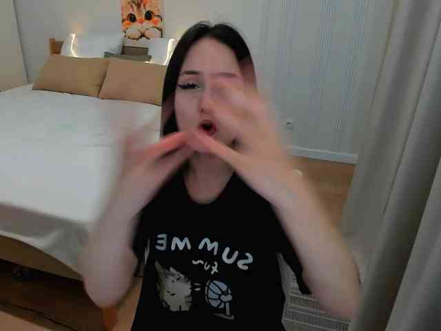 JulietteMonli webcam