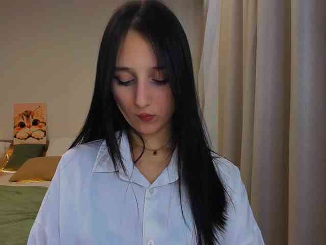 JulietteMonli webcam
