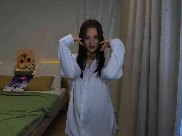 JulietteMonli webcam