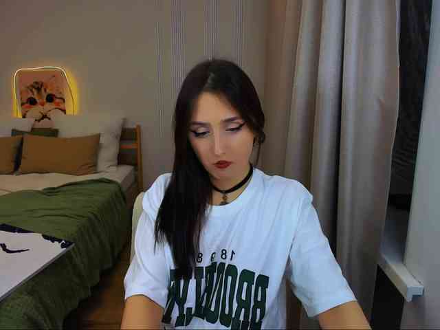 JulietteMonli webcam