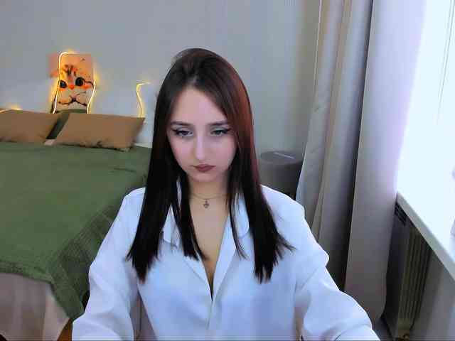 JulietteMonli webcam