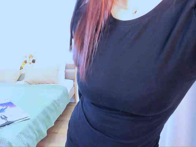 JulietteMonli webcam