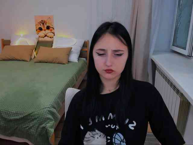 JulietteMonli webcam