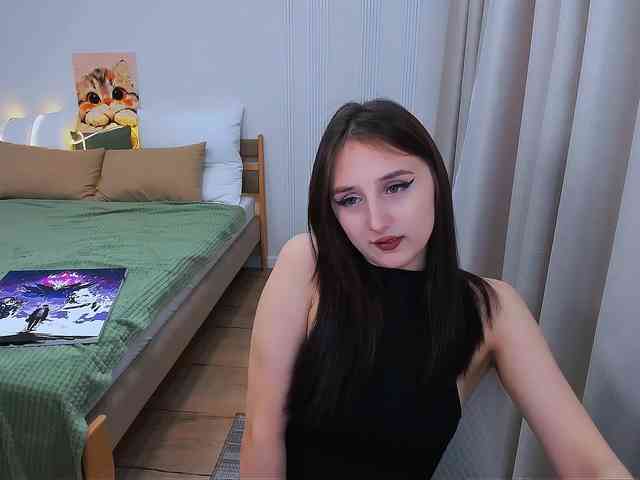 JulietteMonli webcam