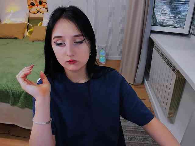JulietteMonli webcam
