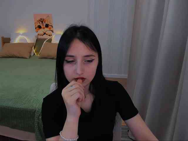 JulietteMonli webcam