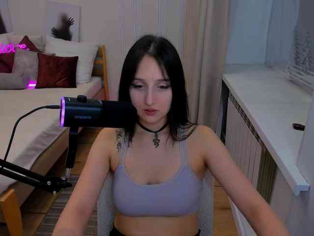 JulietteMonli webcam