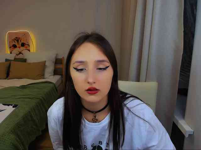 JulietteMonli webcam