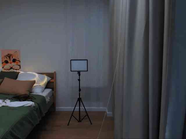 JulietteMonli webcam