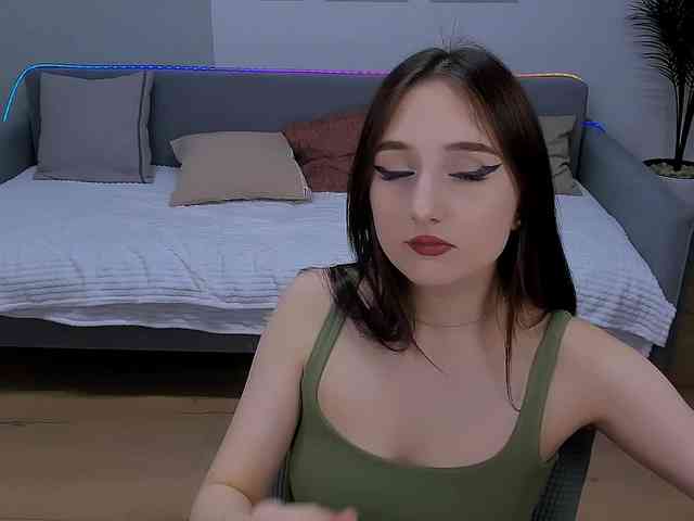 JulietteMonli webcam