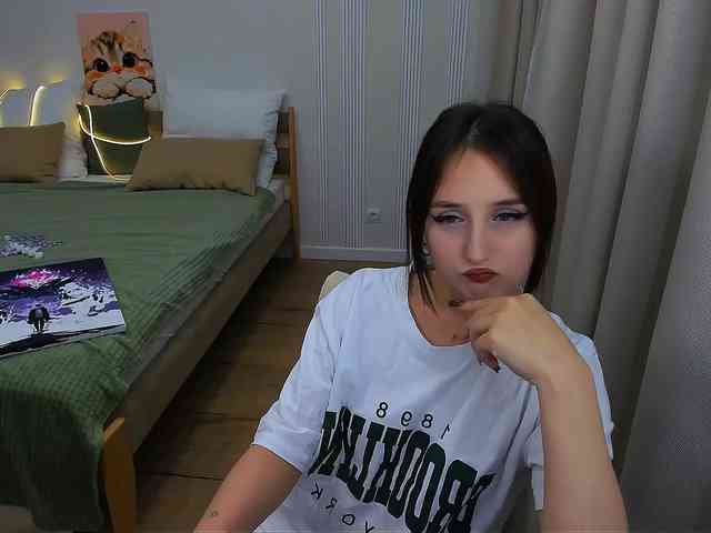 JulietteMonli webcam