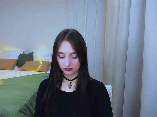 JulietteMonli webcam