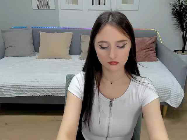 JulietteMonli webcam
