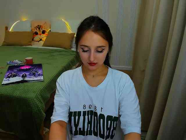 JulietteMonli webcam