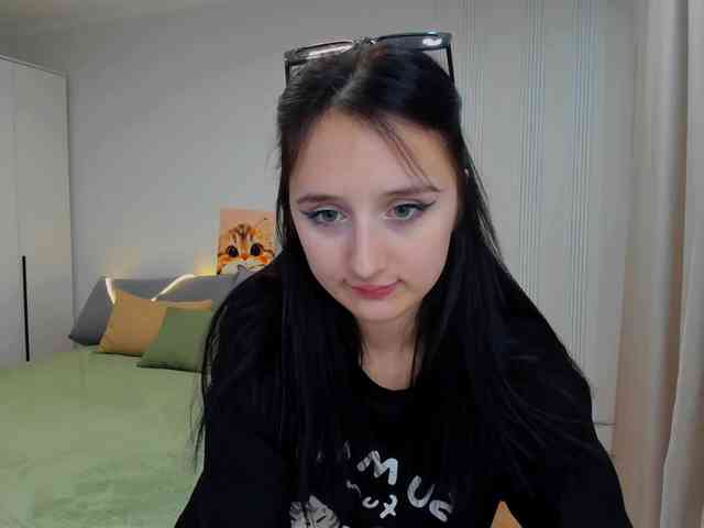 JulietteMonli webcam