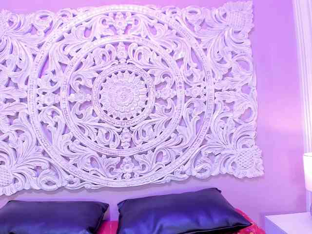 LiaManson webcam