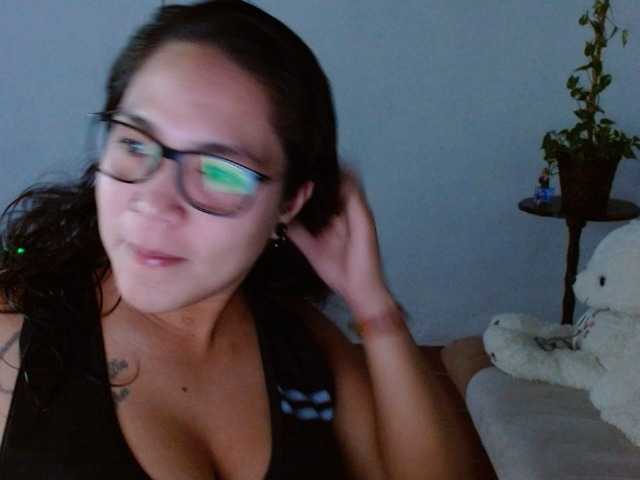 MeganyEnmabloomx live cam