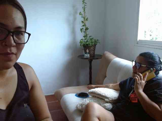 MeganyEnmabloomx webcam