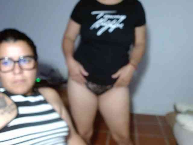 MeganyEnmabloomx webcam
