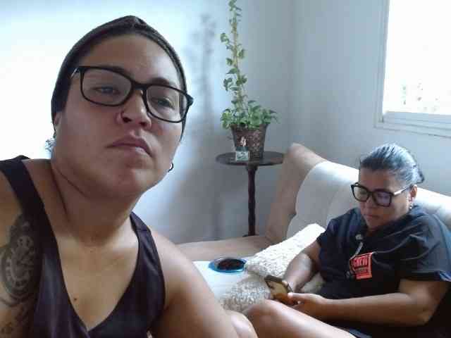 MeganyEnmabloomx webcam