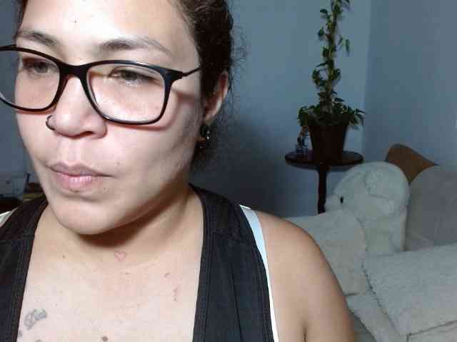 MeganyEnmabloomx webcam