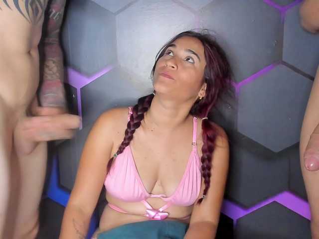 Destroy-fullextreme live cam on BongaCams