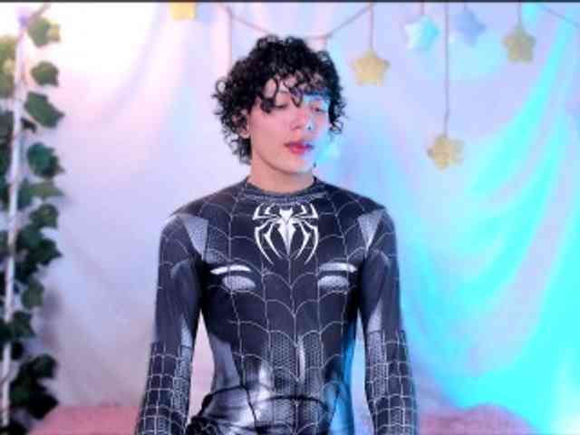 im-alejo Sex Cam Show