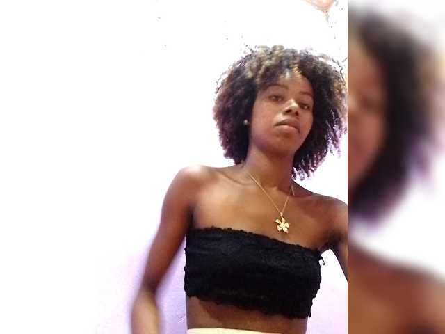 Profile and Statistics for clarisse12 on BongaCams