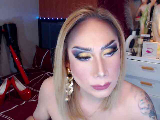 Allysonevanns Live Webcam on BongaCams