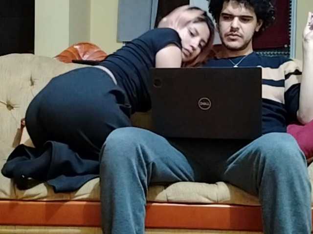 Hot-Contrasts live cam on BongaCams