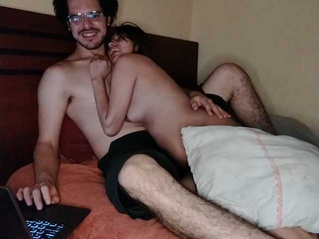 Hot-Contrasts live cam on BongaCams