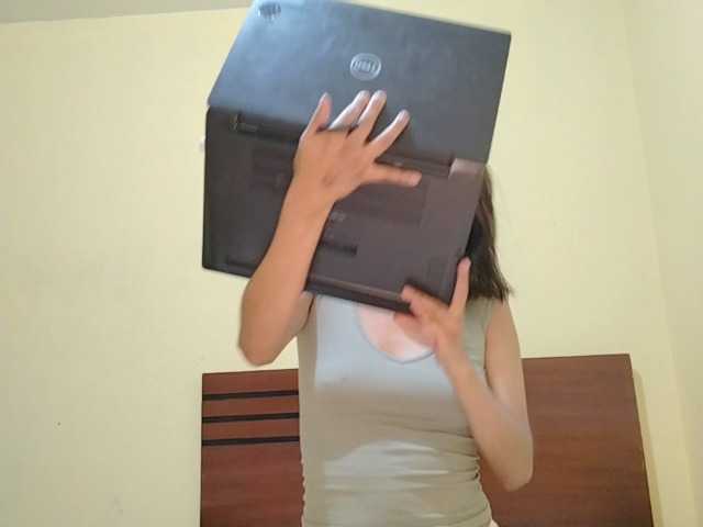 Hot-Contrasts live cam on BongaCams