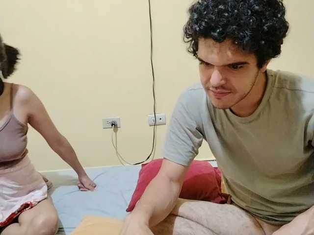 Hot-Contrasts live cam