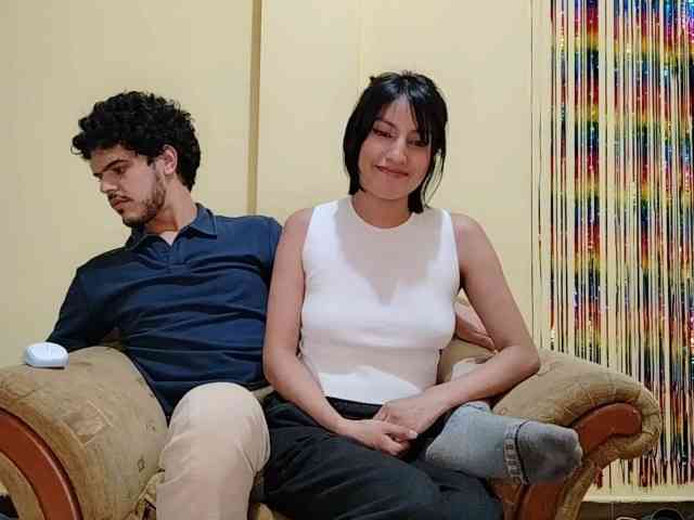 Hot-Contrasts Sex Cam Show