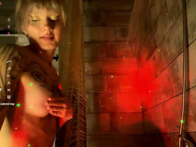 MaryHankinson live cam on BongaCams