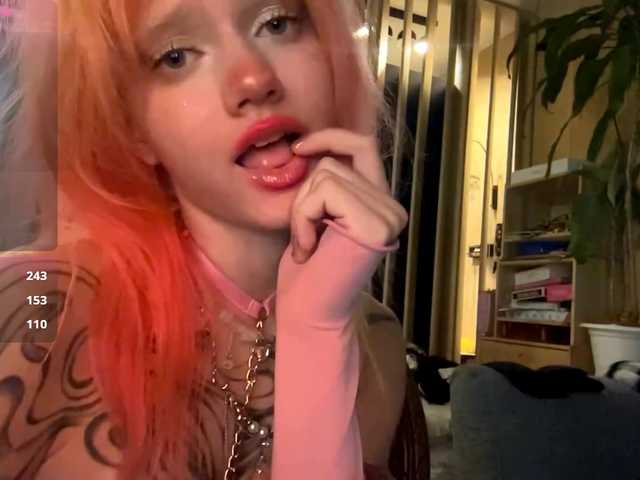 MaryHankinson live cam on BongaCams