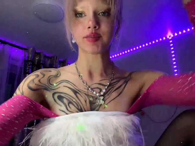 MaryHankinson live cam on BongaCams