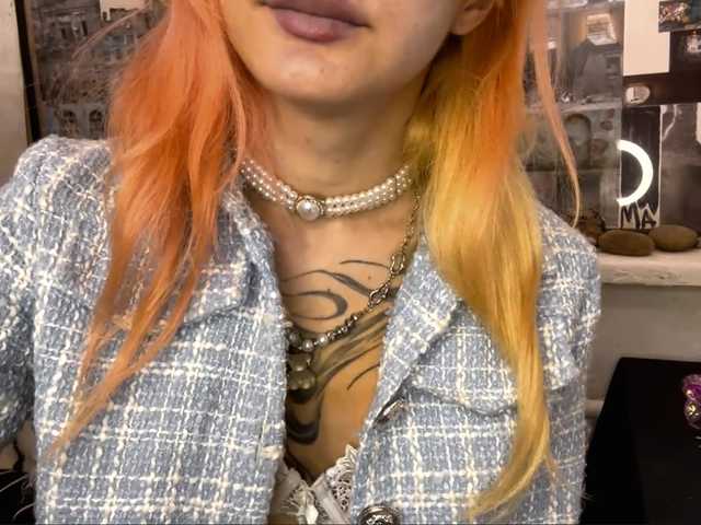 MaryHankinson live cam on BongaCams