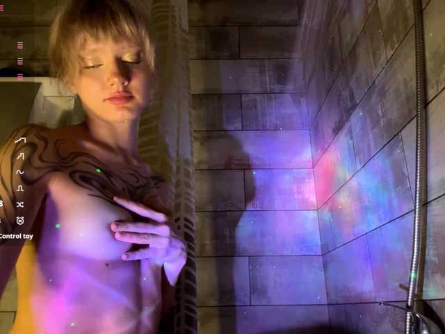 MaryHankinson live cam on BongaCams