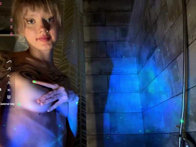 MaryHankinson live cam on BongaCams